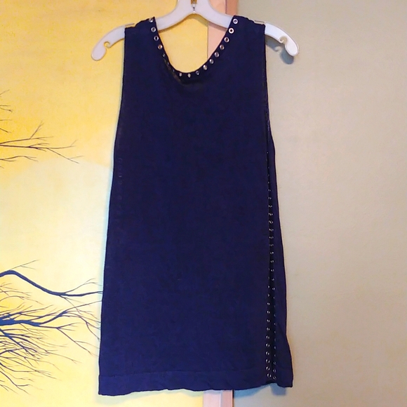 Navy Linen Tank - Picture 2 of 5